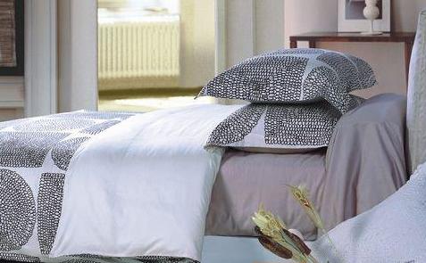 ����m���ٴ������Ϻ��Ҽ�չ