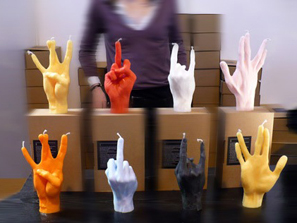 惟妙惟肖的手勢(shì)蠟燭