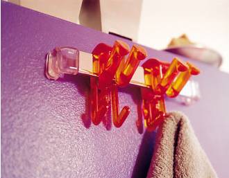 1 怪笑的倒吊小人衣鉤