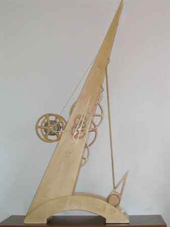 1 純木料打造的創意時鐘