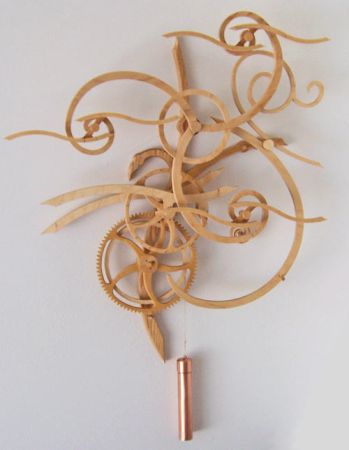 1 純木料打造的創(chuàng)意時(shí)鐘