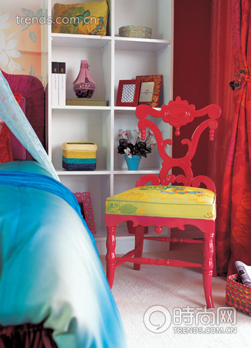 ׌�G��ɫ�ڼ��и��{����