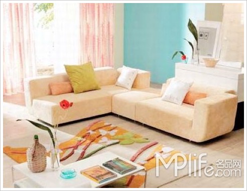 簡(jiǎn)單創(chuàng)意增加臥室舒適感