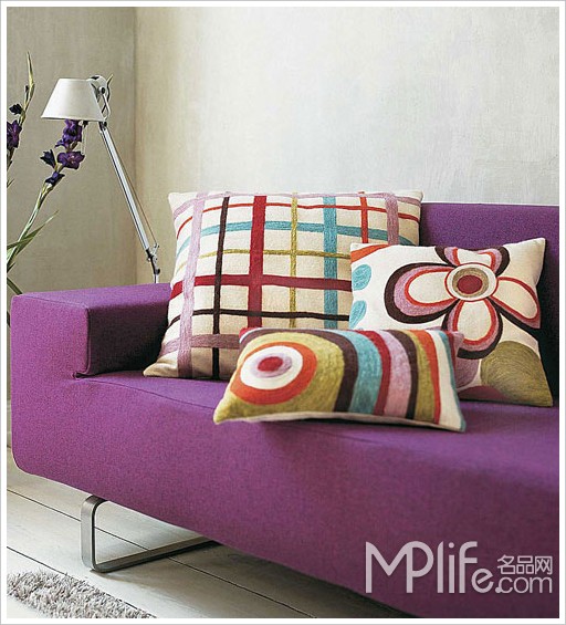 簡單創(chuàng)意增加臥室舒適感