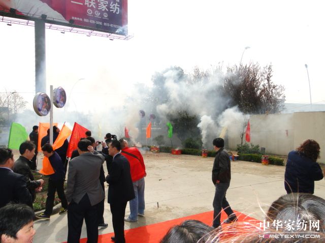 ���Ҽ�Ʒ�����]��