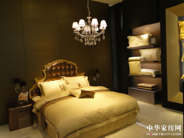 ���Ҽ�Ʒ�����]��