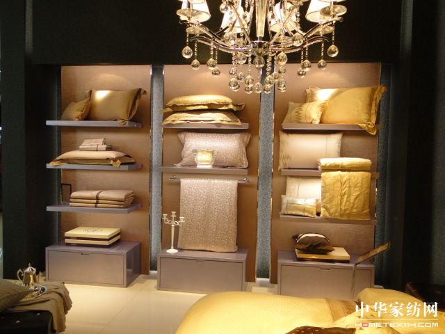 ���Ҽ�Ʒ�����]��