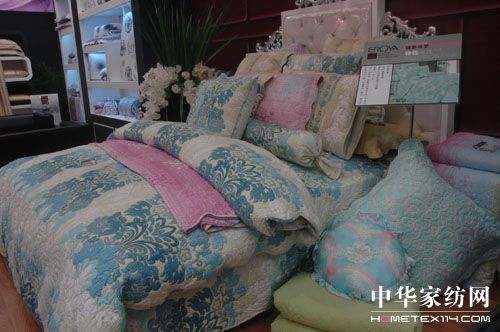 依諾雅絎縫創(chuàng)新“綻放”