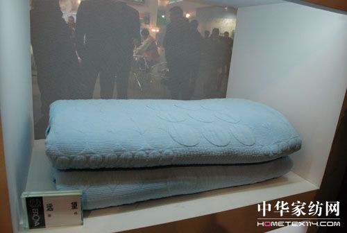 依諾雅絎縫創(chuàng)新“綻放”