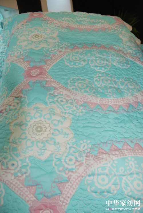 依諾雅絎縫創(chuàng)新“綻放”