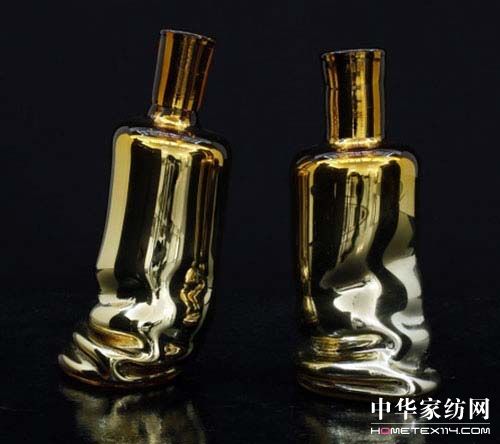 靜物消融扭曲的玻璃器皿