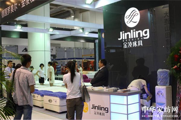 低碳環(huán)保家具打造綠色之展