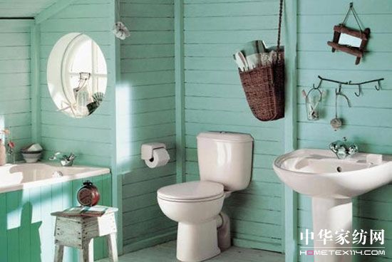 妙手打造清新簡約的夏日浴室