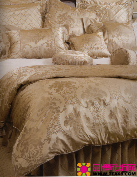 歐式床品彰顯臥室典雅華貴風