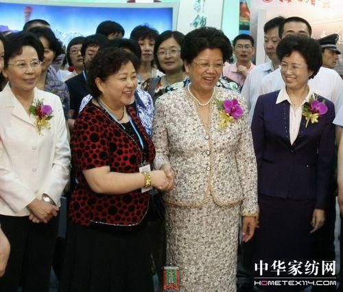 ��Ƽ�@�DŮ���I�aƷ��ф��ª�