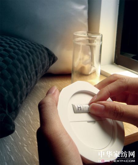 保姆鬧鐘醒后即有溫開水