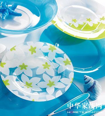 冰藍色讓家居清涼一夏