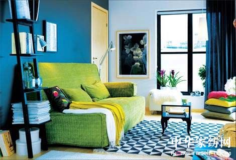 極簡主義構造冷色系空間