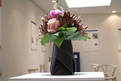 紙做的花瓶 創意又情調