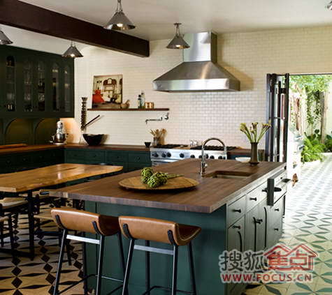 西班牙風格質樸別墅