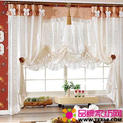 唯美布藝窗簾襯托別致空間