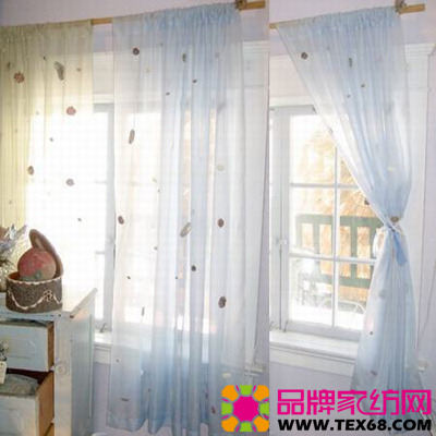 雅致布藝窗簾裝扮時尚空間