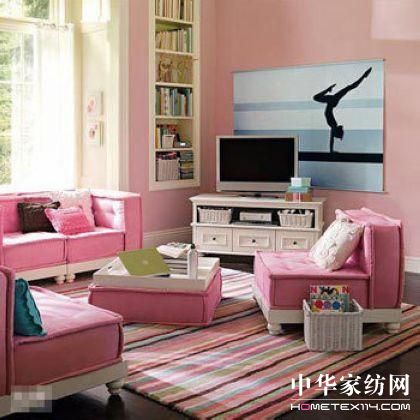 布藝軟裝打造蜜桃女孩房