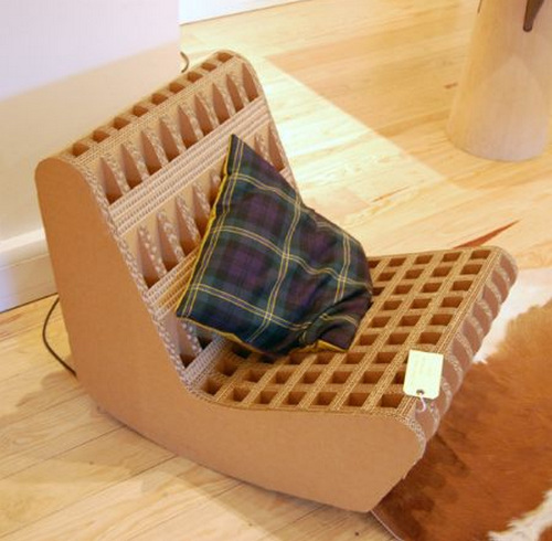 美麗而具有創意的紙板家具