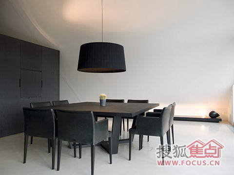 極簡風彰顯品味男人之居