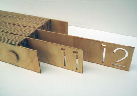 創(chuàng)意日歷靈感來(lái)自中國(guó)折扇