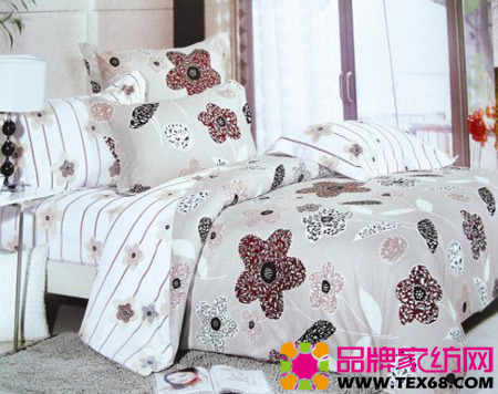 優(yōu)雅印花床品打造自然氣息臥室