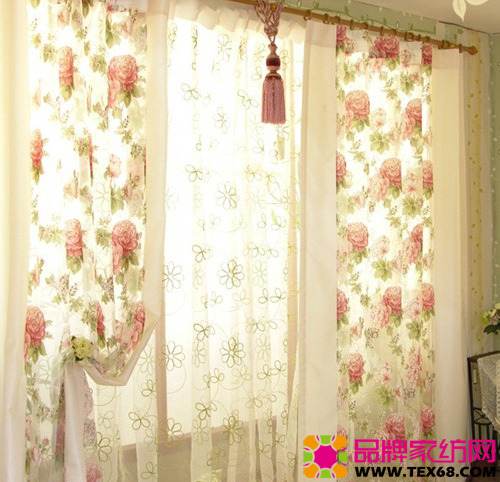 韓式布藝窗簾裝飾亮麗居室
