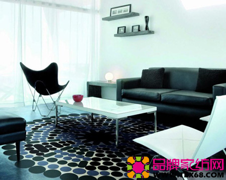 ����Ƥ���̺�I��Ҿ����{