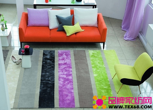 條紋地毯讓生活散發年輕質感