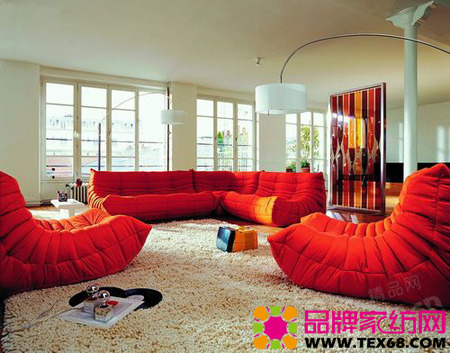 個性沙發(fā)給居室增添趣味