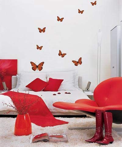 �r����r�еĲ��L����