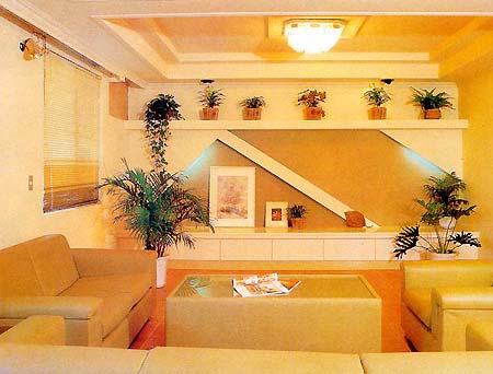 ��ɫ�Ҿӎ�������ů�