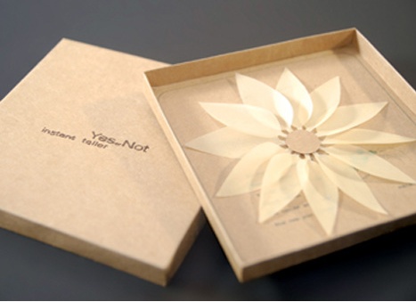 花瓣造型火柴“擦亮”你的生活