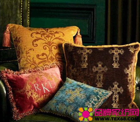 布藝抱枕給居室帶來奢華質感