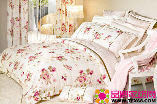 花朵床品營造居家田園氛圍