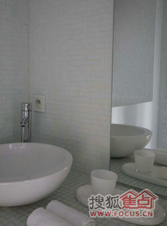 法國純白色的私享空間設計