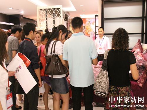 南方寢飾秋冬新品高調亮相