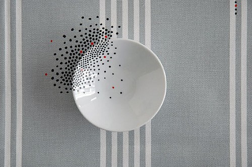 漸隱色彩餐具讓你食指大動