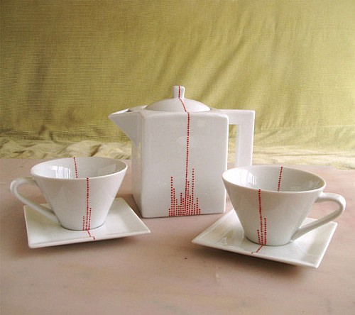 漸隱色彩餐具讓你食指大動