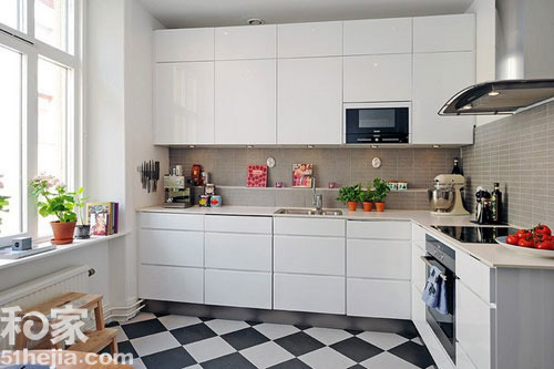 С���͏N���r�Ќ����Ђ���