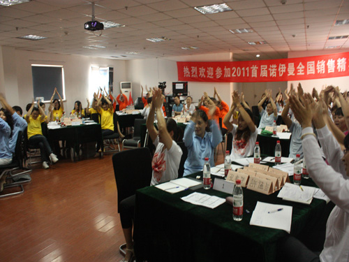 �Z�����׌��N�۾�Ӣ��Ӗ(x��n)��(hu��)¡���e��