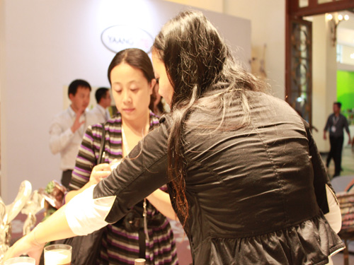 縵狄•雅藍時尚家居展上引關(guān)注