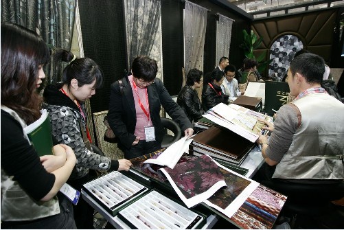 紡織品輔料博覽會(huì)移師世博展覽館