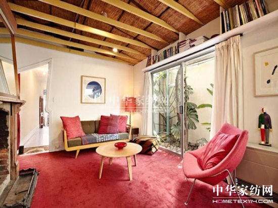 �������ݽ^���e�����µذ���ʽ��@�L