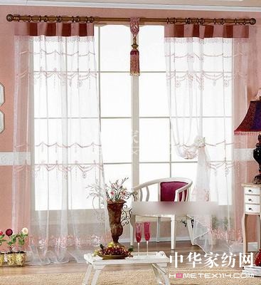蕾絲邊情結布藝窗簾的情調生活